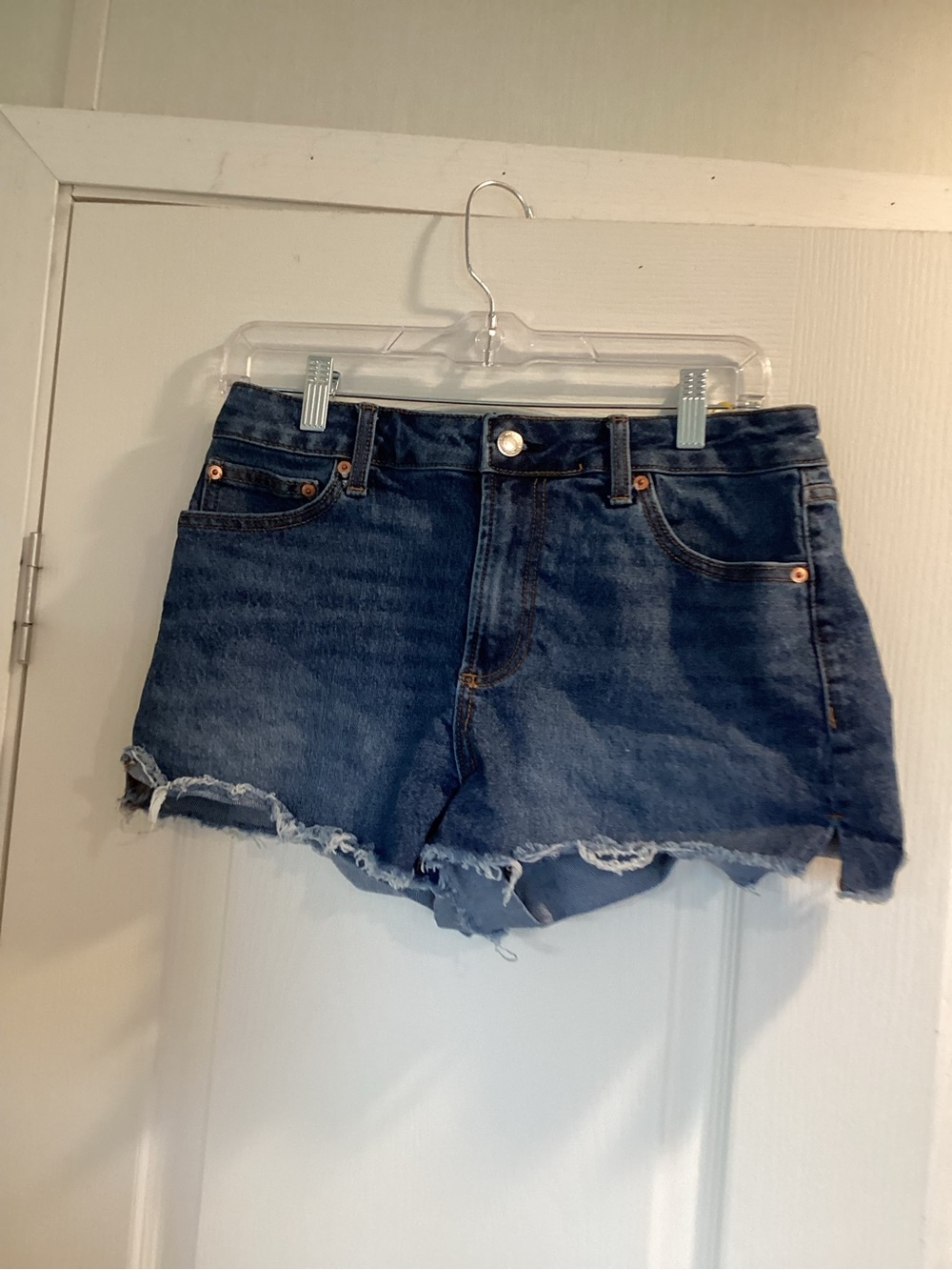 No Boundaries Dark Blue Frayed Hem Denim Shorts 8 EUC